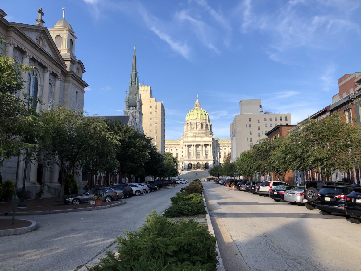 Pennsylvania-state-capitol-building-Harrisburg-Photo-by-Julie-Zeglen-3-1.jpg