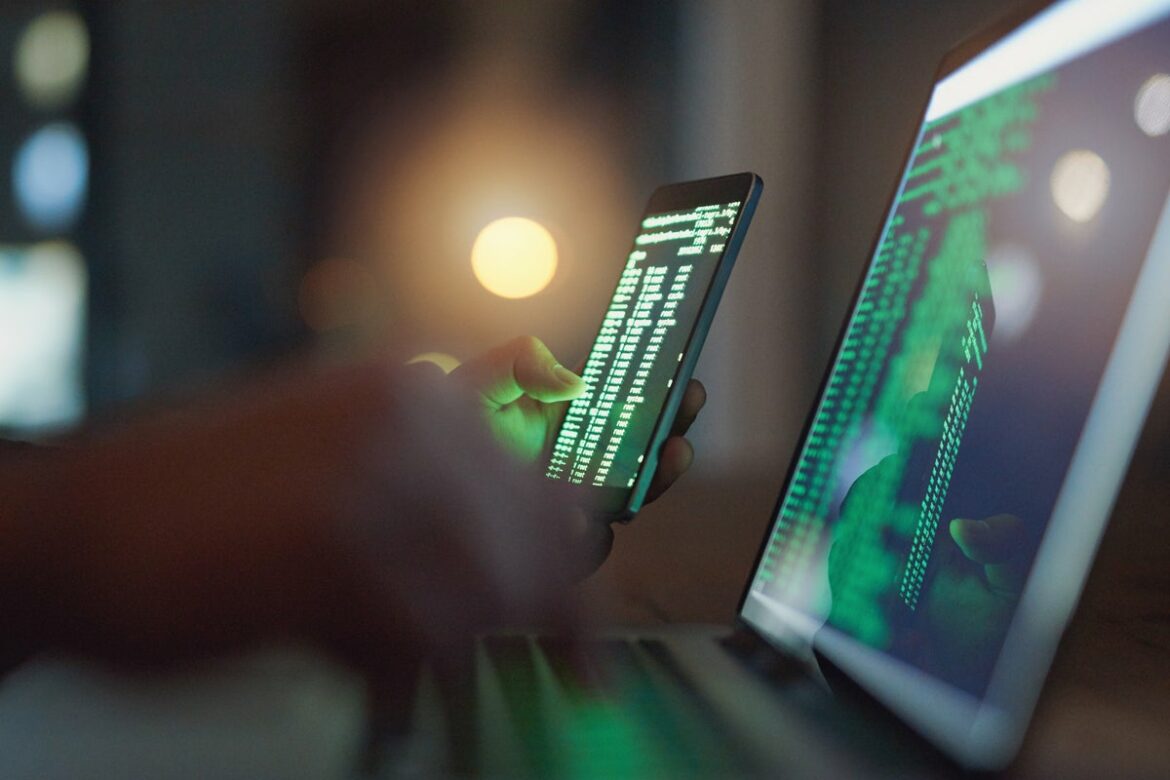 cso_security_hack_breach_gettyimages-691171106_by-peopleimages_2400x1600px-100861754-large.jpg