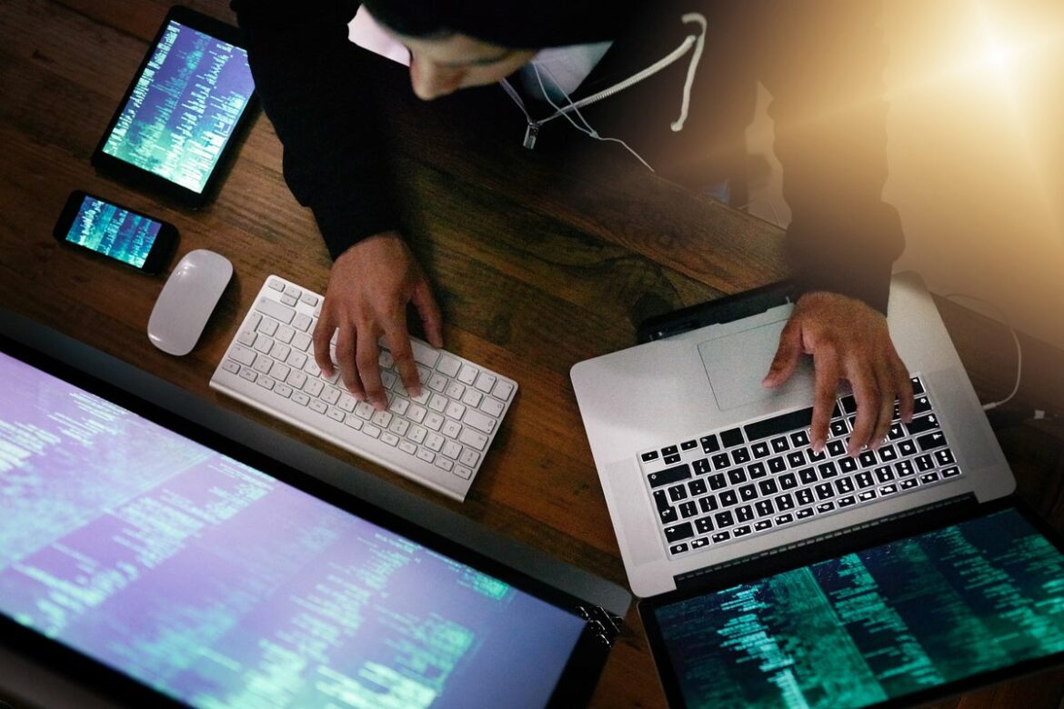 cso_security_hacker_breach_infiltrate_dark-web_gettyimages-892701338_by-peopleimages_2400x1600px-100861760-large.jpg